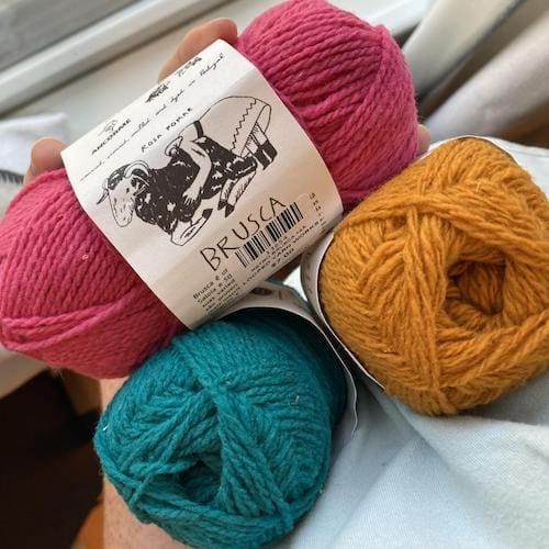 Brusca yarn by Retrosario